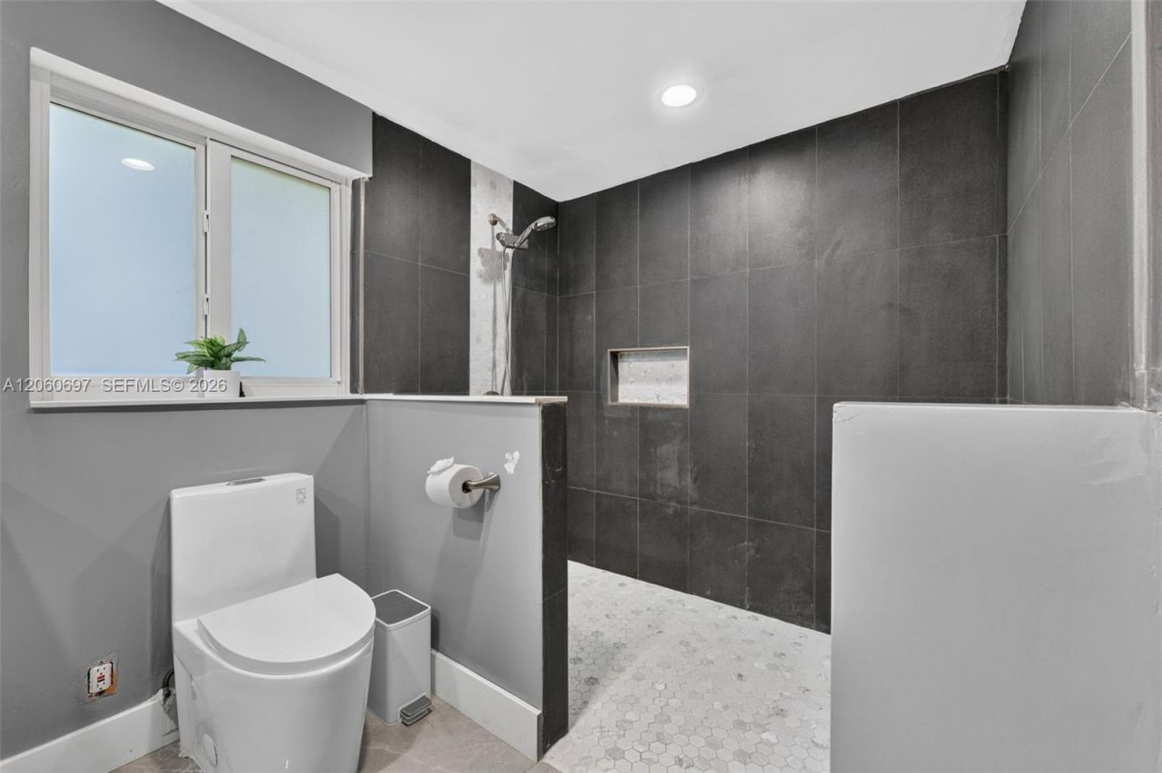 1532 Fletcher St , Hollywood, FL 33020 Photo