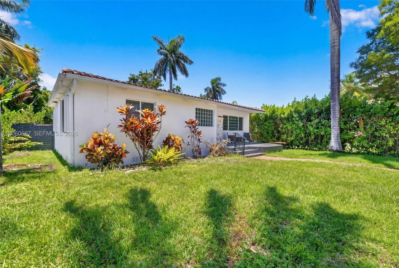 1532 Fletcher St , Hollywood, FL 33020 Photo