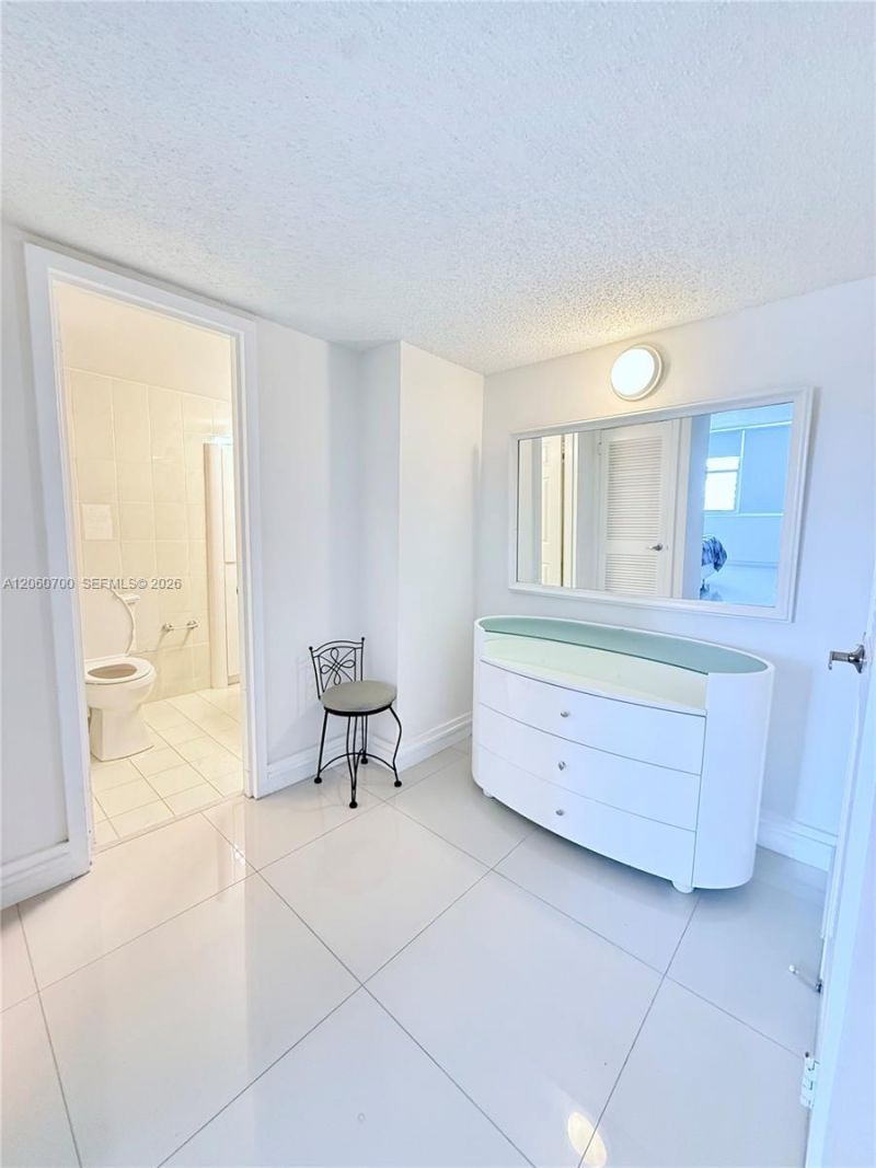 3140 S Ocean Dr , Unit 310, Hallandale Beach, FL 33009 Photo