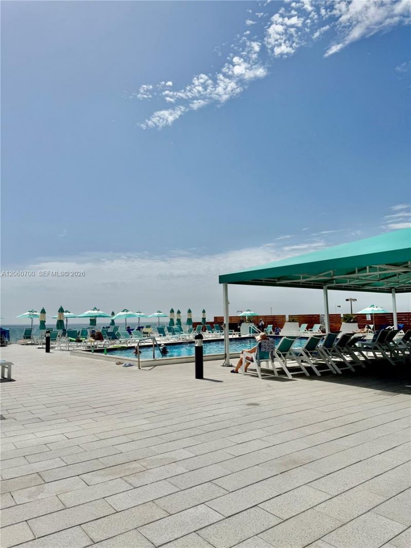3140 S Ocean Dr , Unit 310, Hallandale Beach, FL 33009 Photo