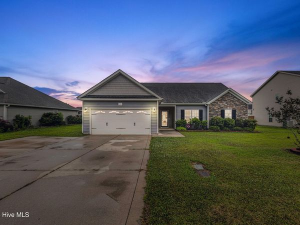 508 Louvre Lane , Jacksonville, NC 28546