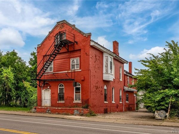 559 Genesee Street , Buffalo, NY 14204