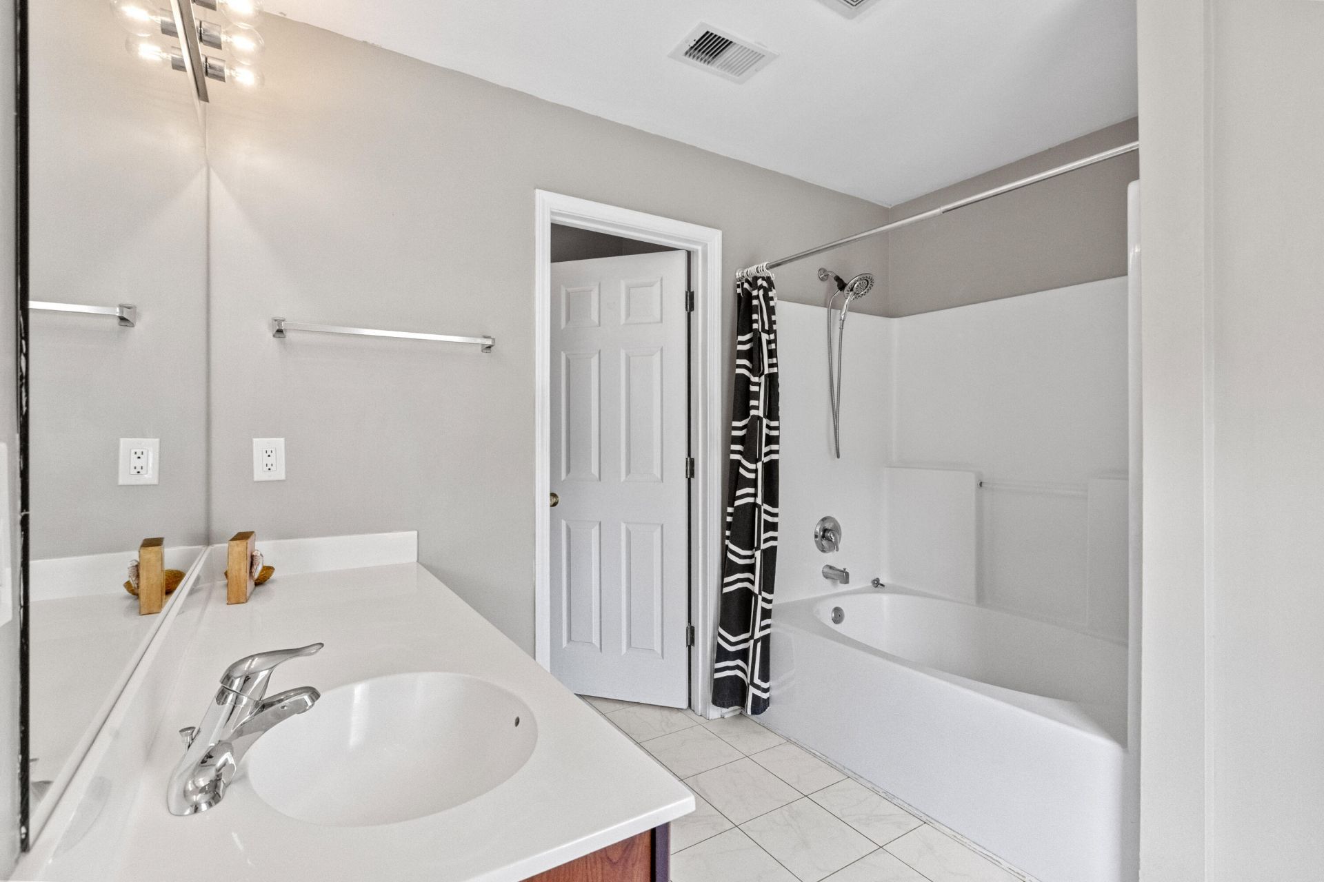 1244 Shadow Mist Lane Photo 20