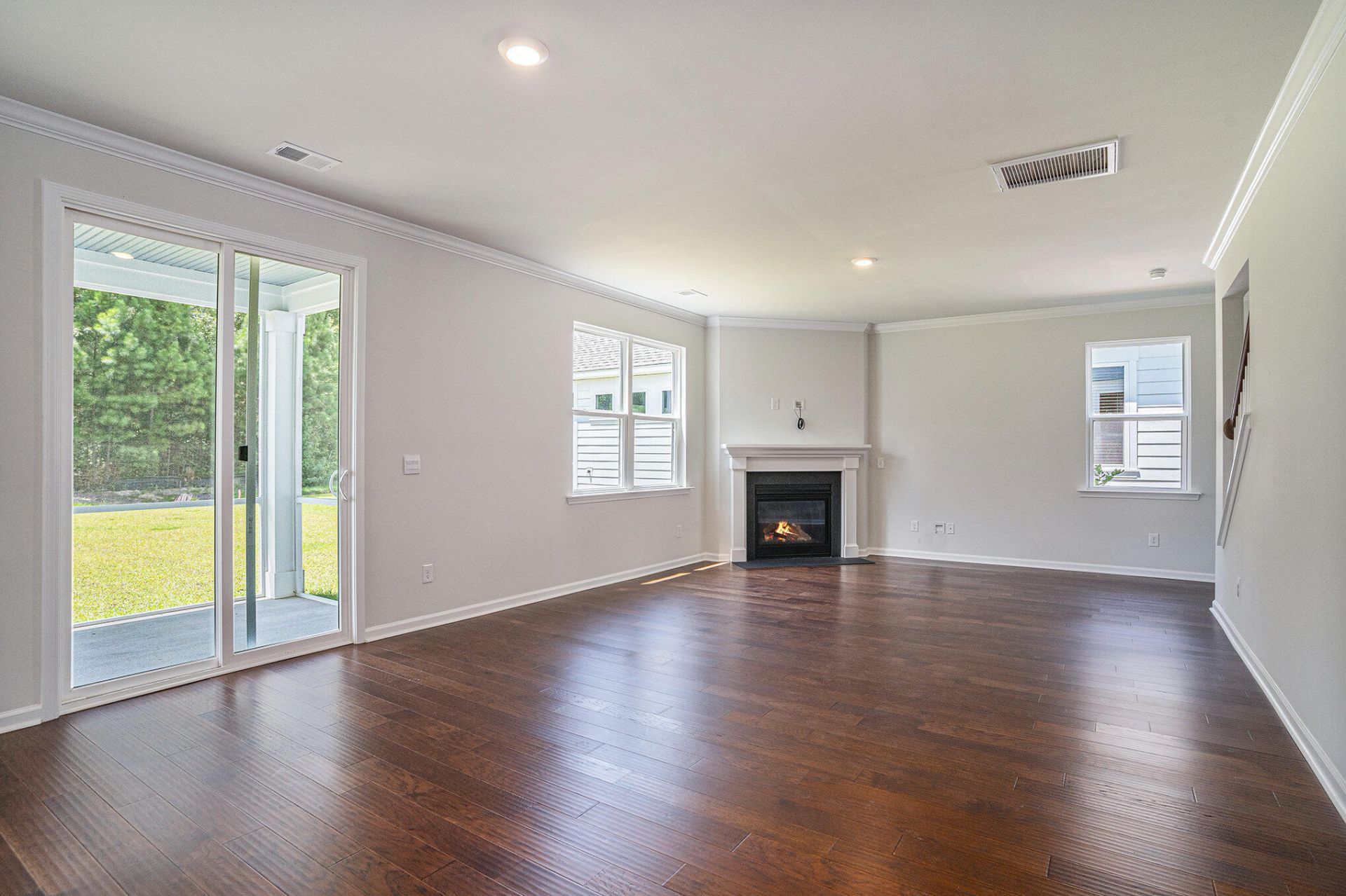 201 Cherry Grove Drive Photo 12