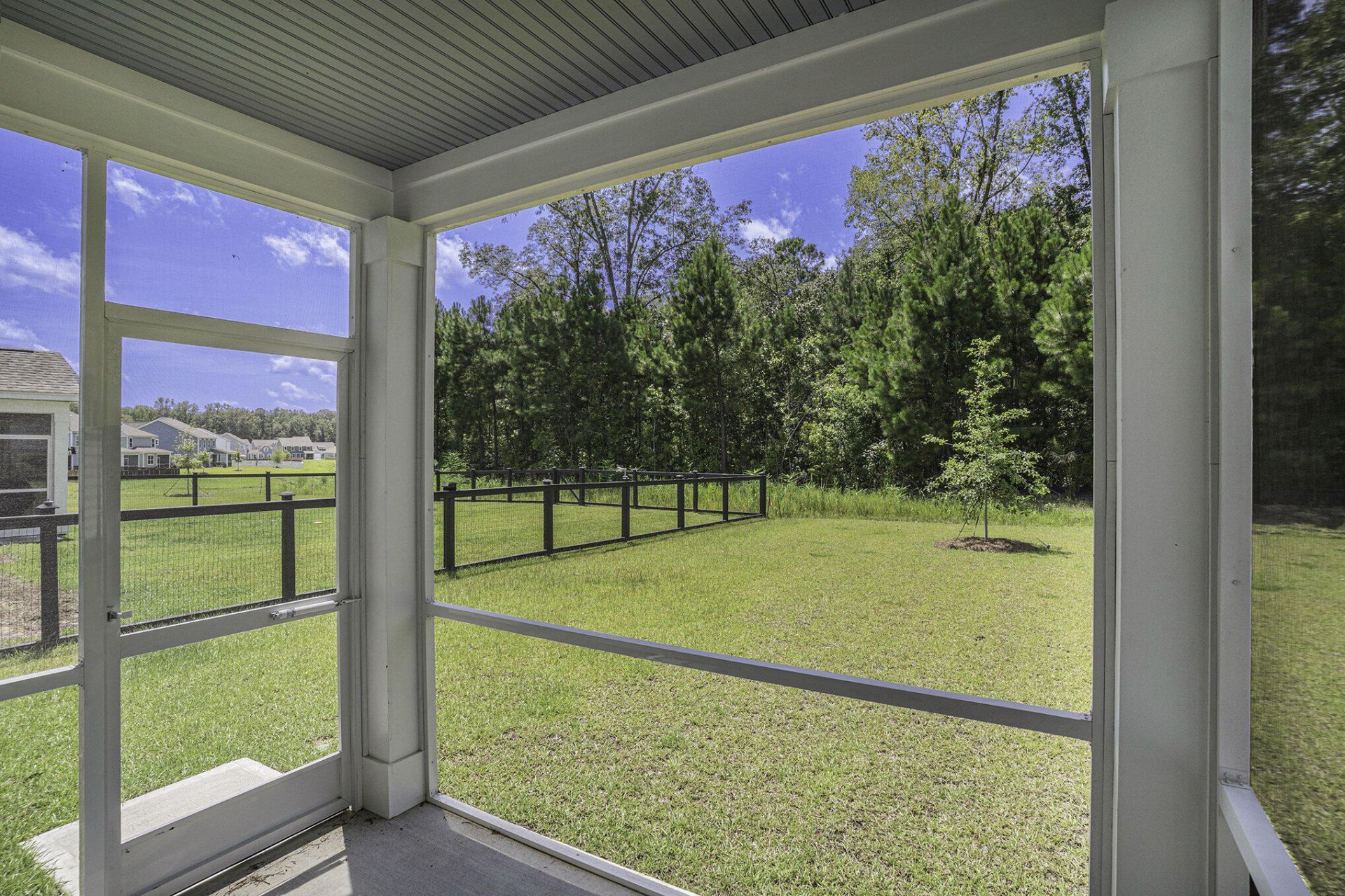 201 Cherry Grove Drive Photo 30