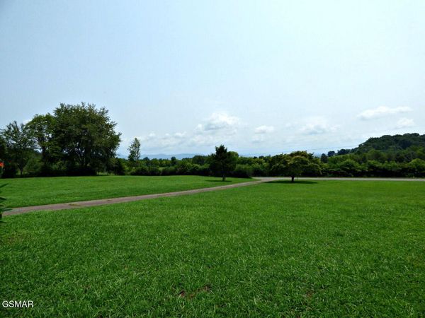452 Wells Spring Road, Dandridge, TN 37725
