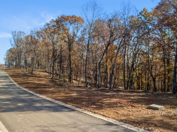 2908 Old Dogwood Trail, Loudon, TN 37774