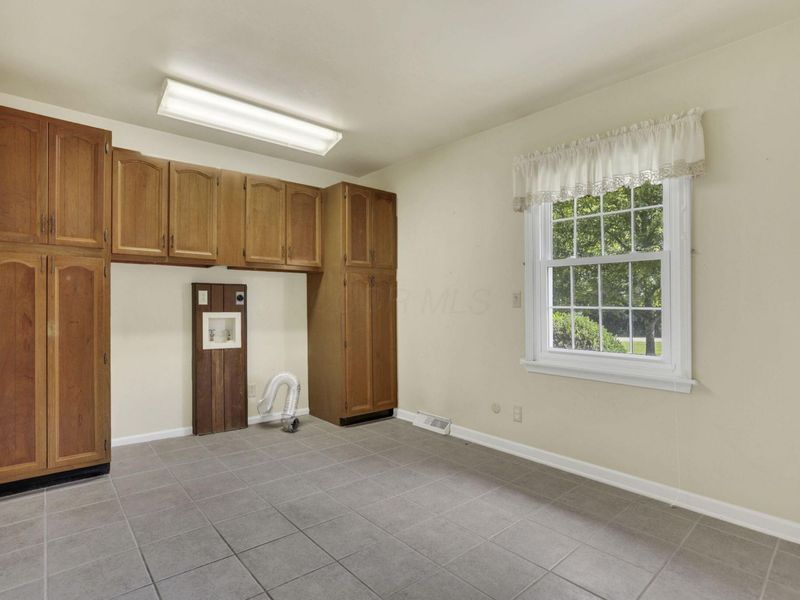 1882 Rosewood NE, Lancaster, OH 43130 Photo 13