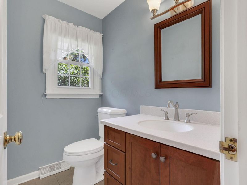 1882 Rosewood NE, Lancaster, OH 43130 Photo 14