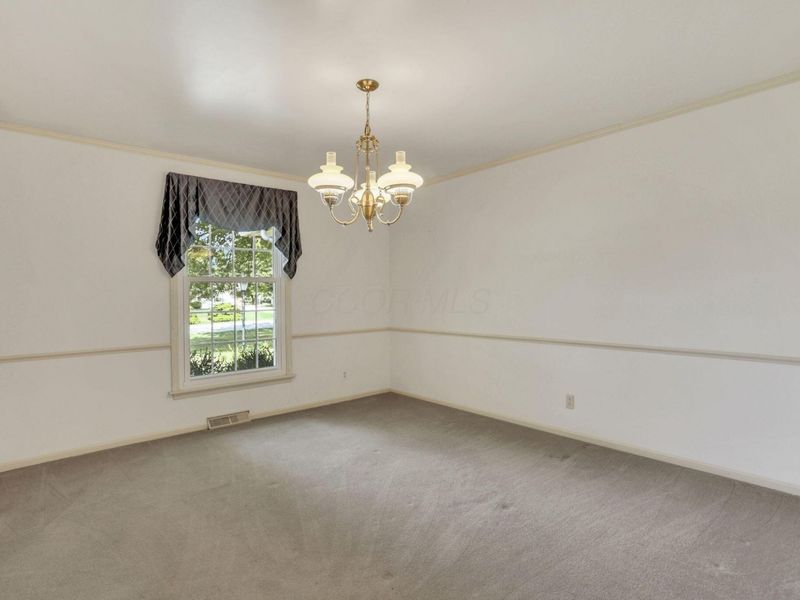 1882 Rosewood NE, Lancaster, OH 43130 Photo 4