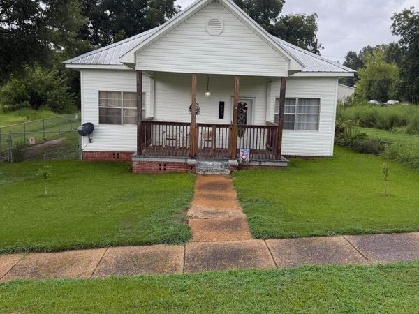 428 NW 3RD Ave, Carbon Hill, AL 35549