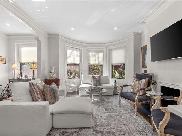 95 Saint Botolph, Unit 2, Boston, MA 02116
