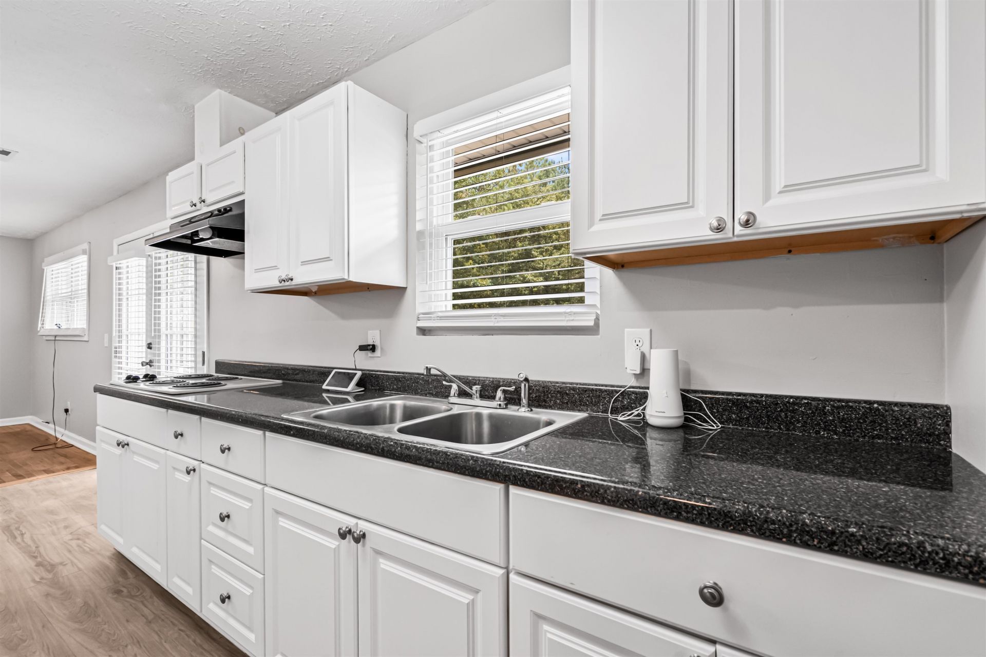 145 Sarah Ave.  Photo 7