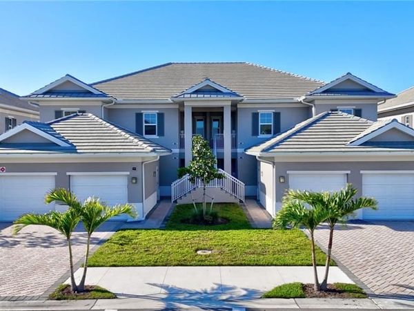 286 Indies DR E, Unit 101, NAPLES, FL 34114