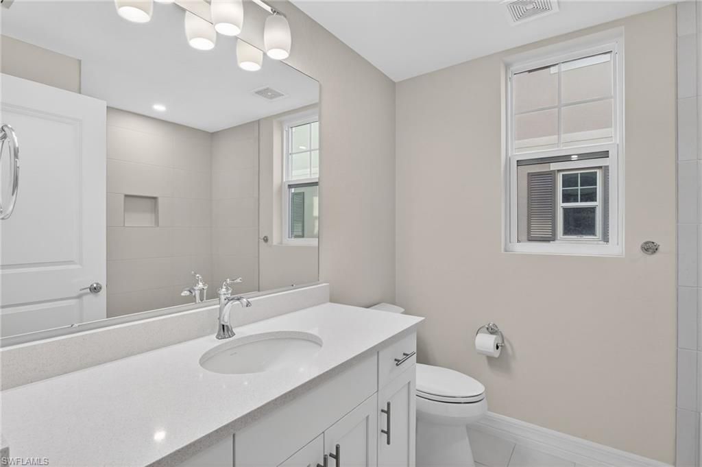 286 Indies Dr E, Unit 101, Naples, FL 34114 Photo