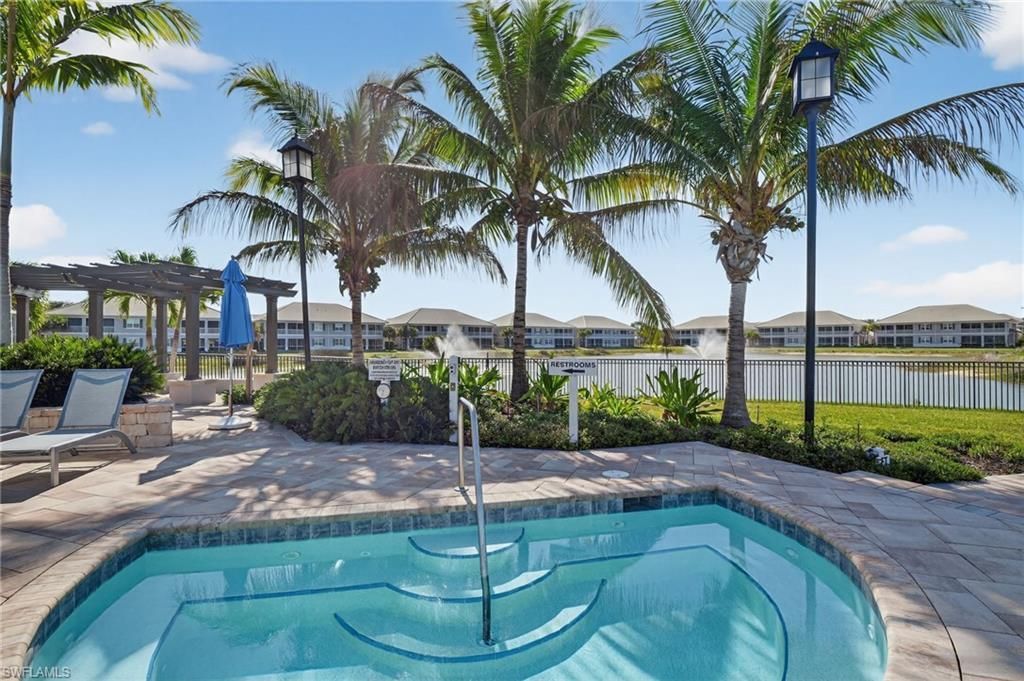 286 Indies Dr E, Unit 101, Naples, FL 34114 Photo