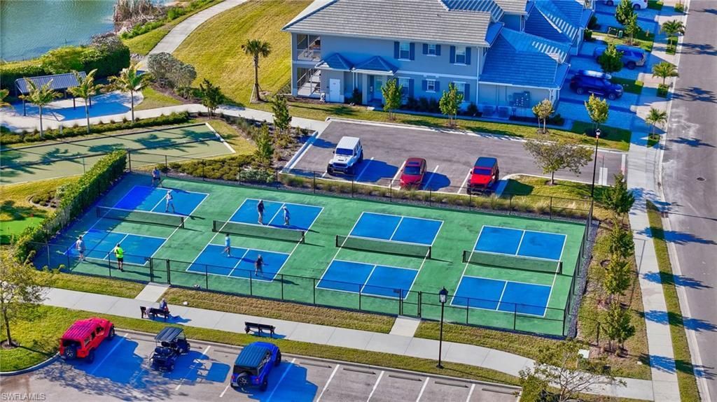 286 Indies Dr E, Unit 101, Naples, FL 34114 Photo