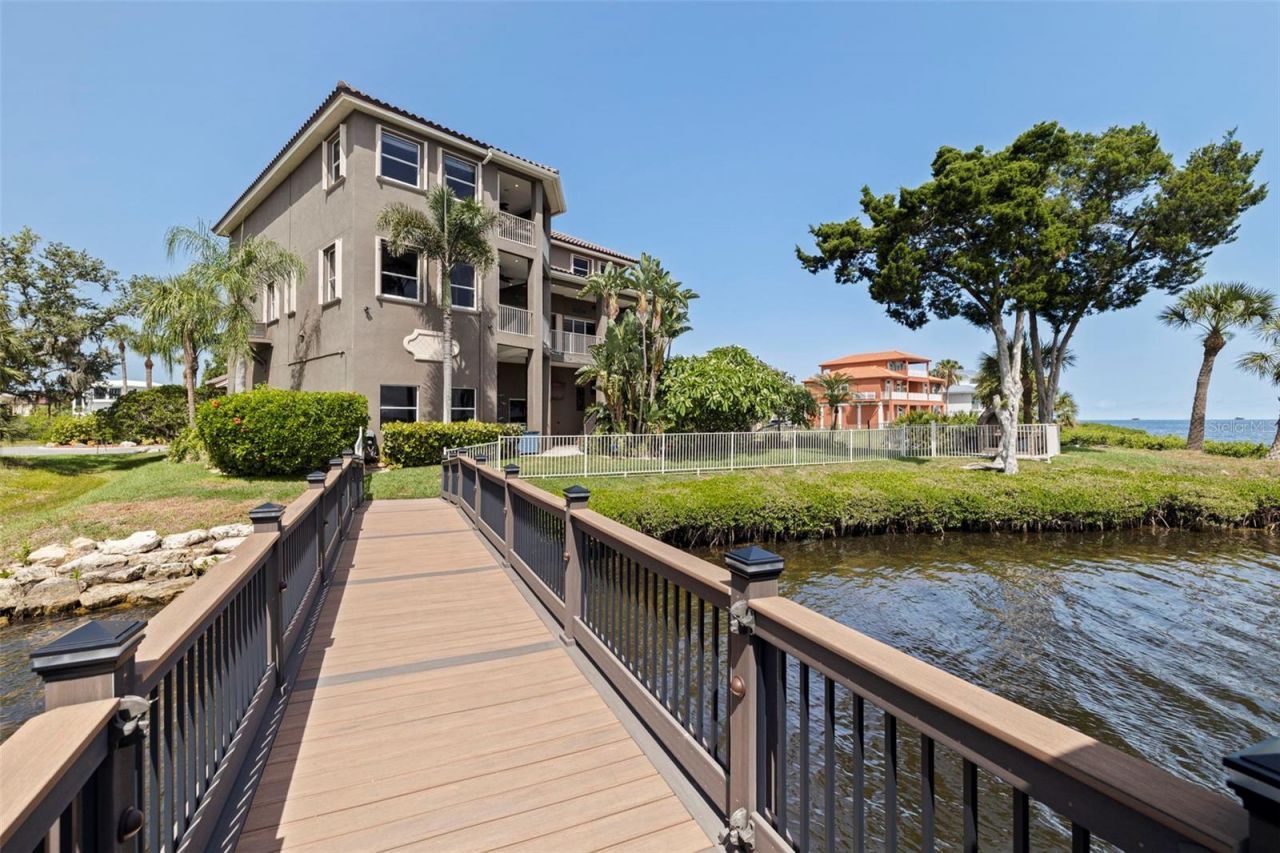 4631 Harborpointe Drive , Port Richey, FL 34668 Photo
