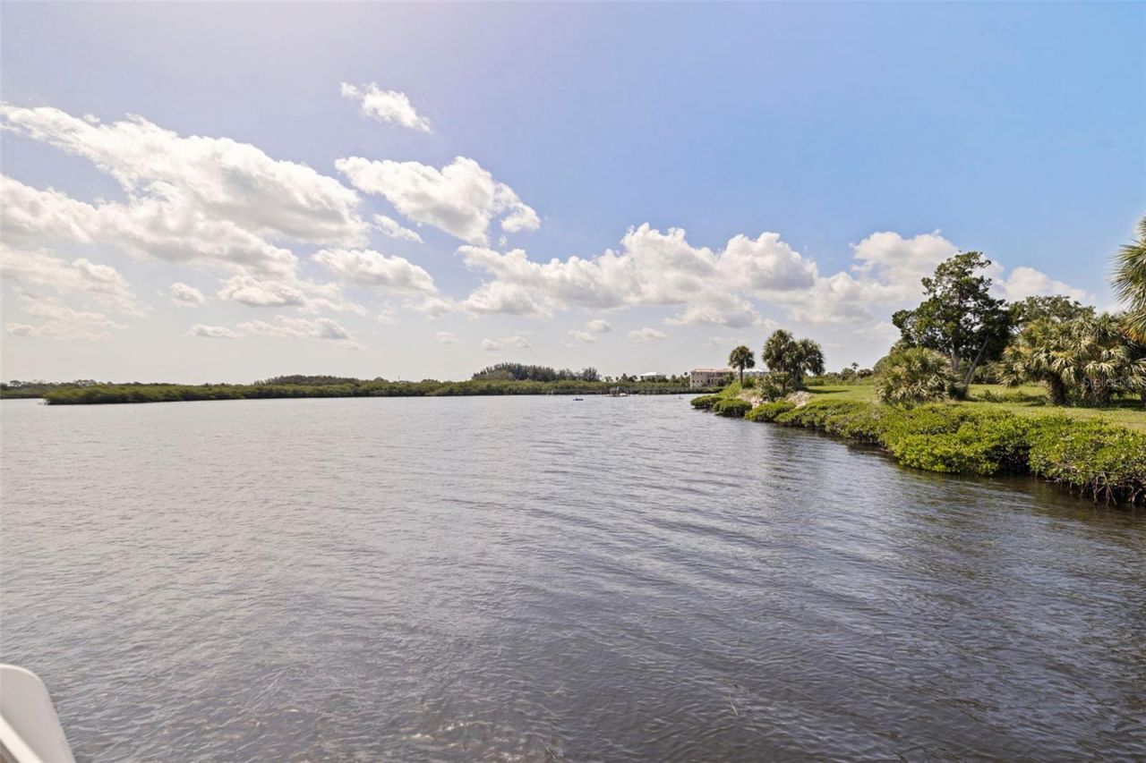 4631 Harborpointe Drive , Port Richey, FL 34668 Photo