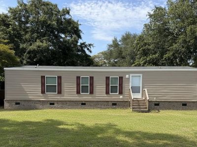 106 Hammond Street, Bonneau, SC 29431