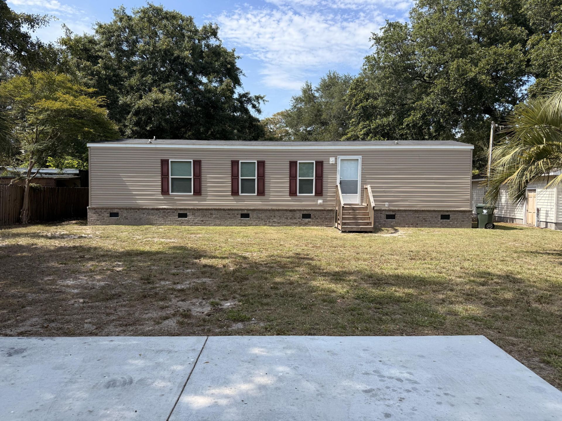 106 Hammond Street Photo 16