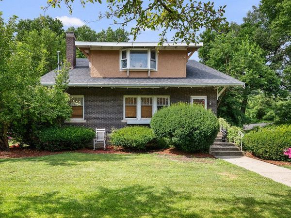 202 E Prospect Street , Kewanee, IL 61443