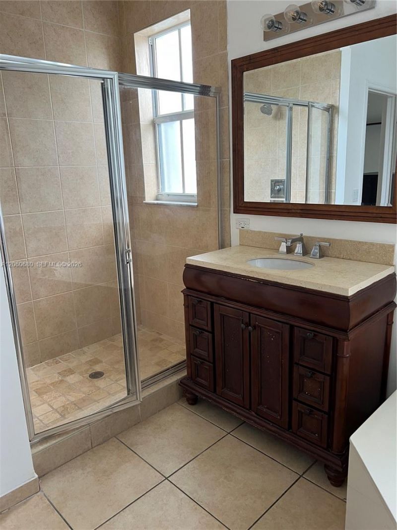 11440 NW 75th Ter, Doral, FL 33178 Photo