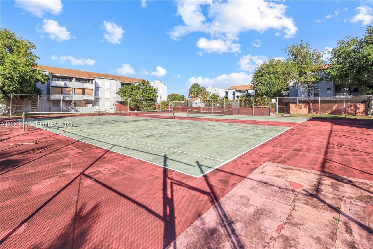 6095 W 18th Ave, Unit S219, Hialeah, FL 33012 Photo