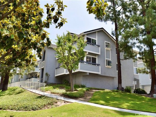 26816 Claudette, Unit 315, Canyon Country, CA 91351