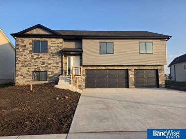 14931 Werner Street, Waverly, NE 68462