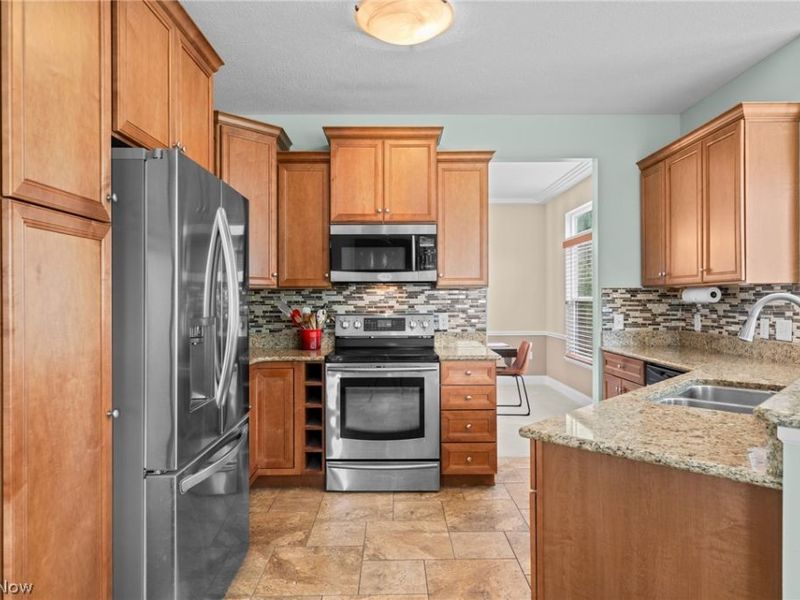 3528 Brook Court, Avon, OH 44011 Photo 16