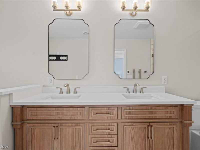3528 Brook Court, Avon, OH 44011 Photo 32