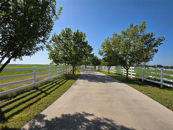 2195 Fm-585 , Bangs, TX 76823