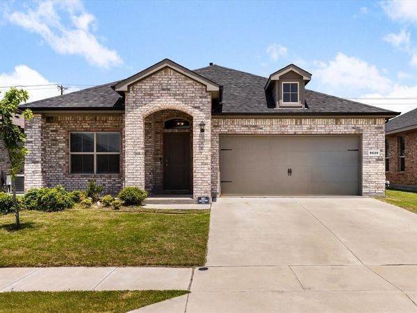 9620 Hickory Knob Drive , Fort Worth, TX 76108