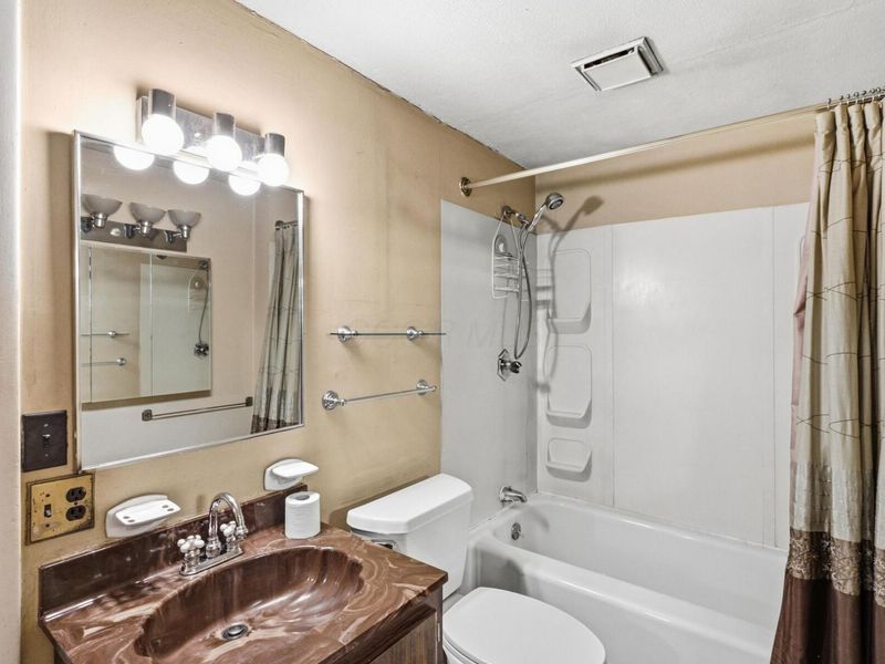 657 S 9th Street, Columbus, OH 43206 Photo 38