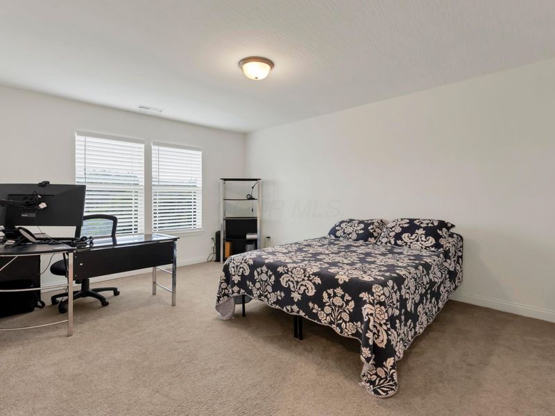 1316 Linnview Crossing, Heath, OH 43056 Photo 18