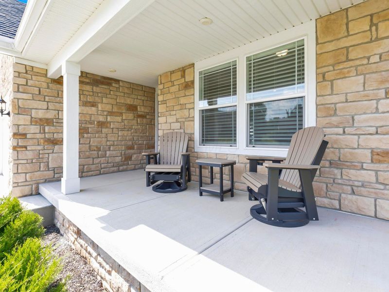 1316 Linnview Crossing, Heath, OH 43056 Photo 4