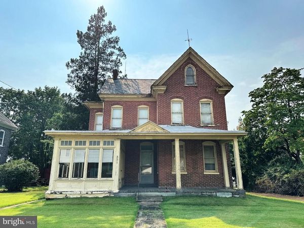 351 MAIN STREET, RED HILL, PA 18076