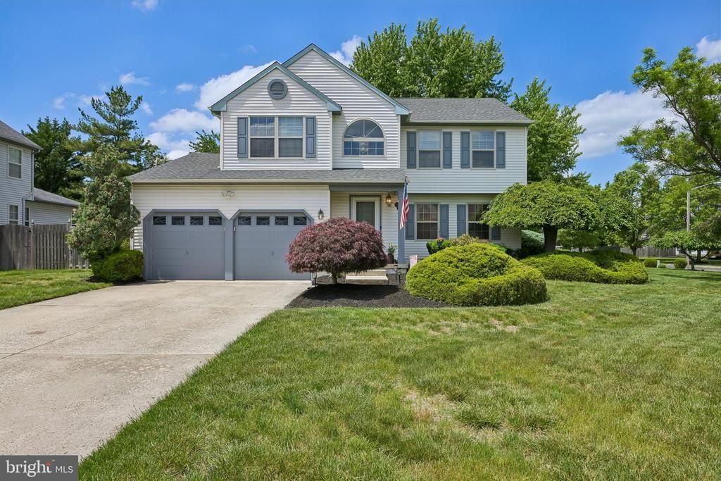 11 Amberfield Drive, Delran, NJ 08075 Main Photo