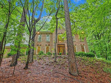 101 Collinson Drive, Chapel Hill, NC 27514