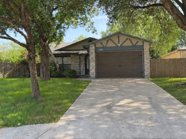 6807 MISTY FIELD DR, Converse, TX 78109