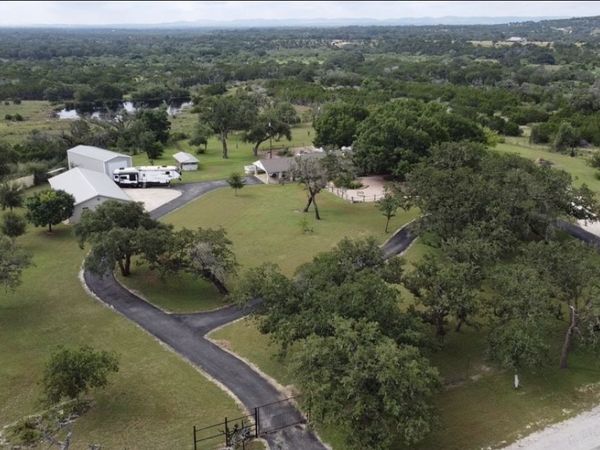 767 Happy Hollow Dr, Bandera, TX 78003