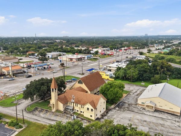 2515 Austin Hwy, San Antonio, TX 78218