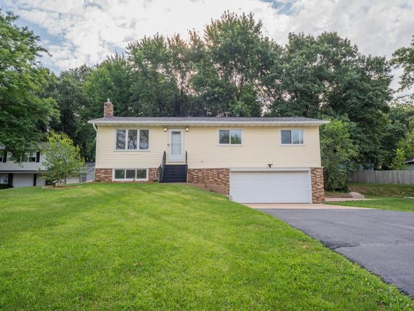 1127 5th Street E, Altoona, WI 54720