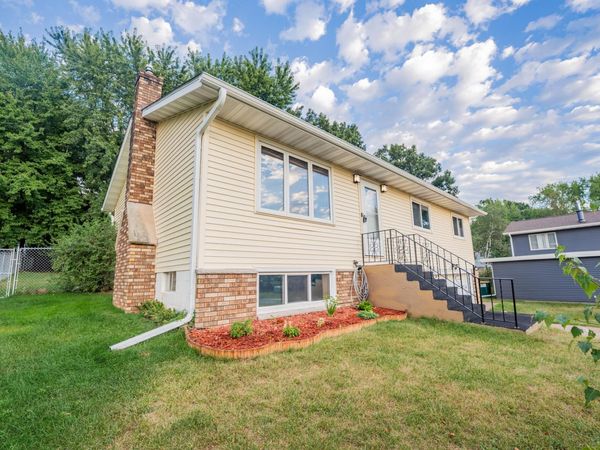 1127 5th Street E, Altoona, WI 54720