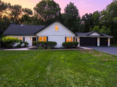 14819 Margaret Place, Minnetonka, MN 55345