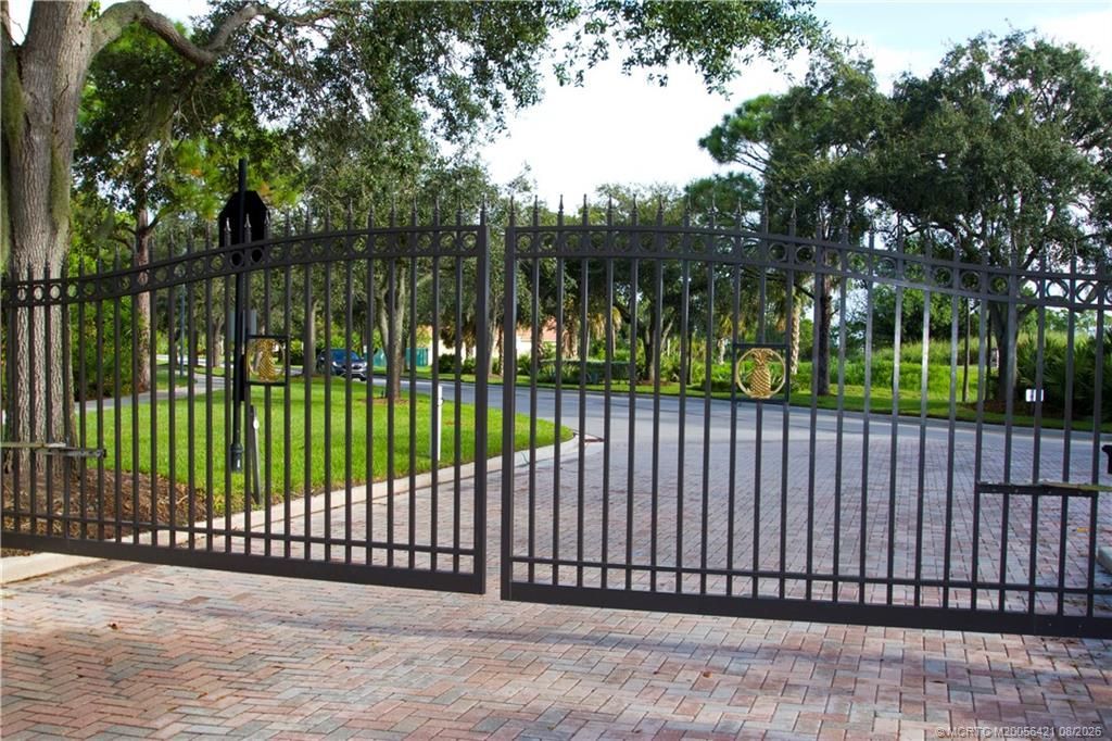 4005 NW Deer Oak Drive, Jensen Beach, FL 34957 Photo