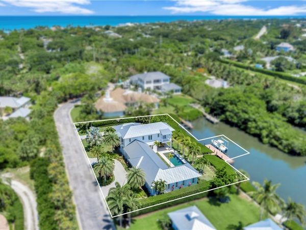 1385 Sunset Point Lane, Vero Beach, FL 32963