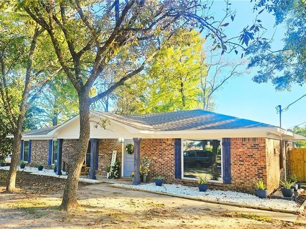 5401 Highland Road , Mobile, AL 36693