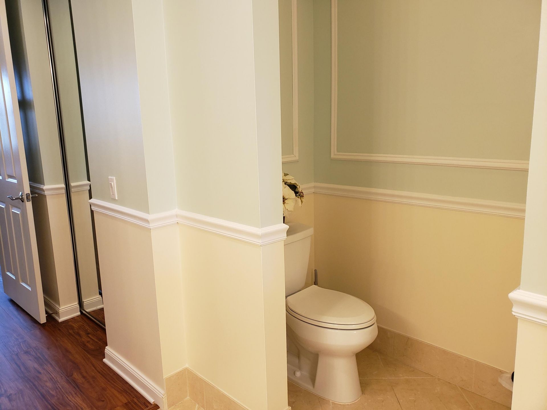 37 Harbour Isle Drive E, Unit 203, Fort Pierce, FL 34949 Photo